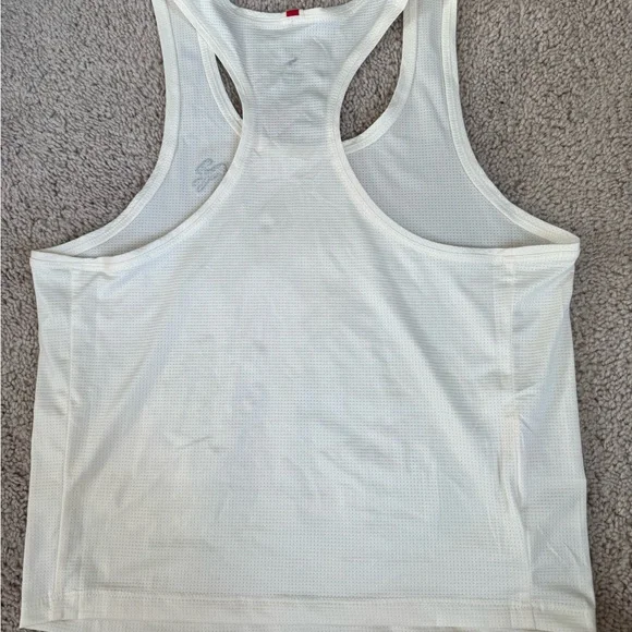 Tracksmith Women’s Twilight Crop Tank - Picture 2 of 3